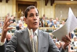 «جيب المصريين يزداد فقرًا ومرضًا».. نواب وخبراء يطالبون بوقف قروض النقل: كفاية 163 مليار دولار دين خارجي و13 تريليون داخلي