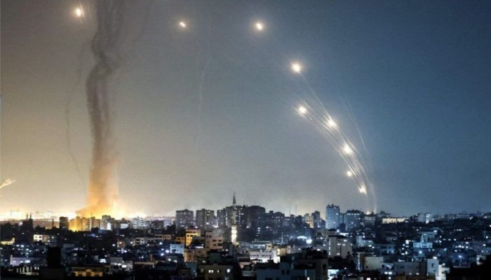 حزب الله يوسع هجماته الصاروخية والمسيّرة ويستهدف مواقع عسكرية إسرائيلية (فيديو)