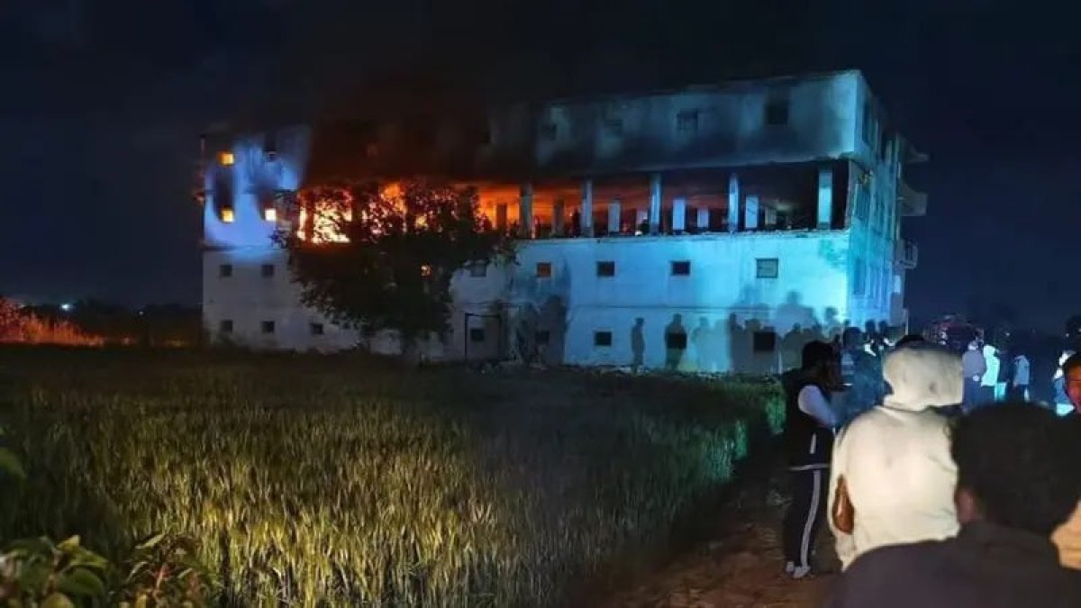 انفجار أسطوانة غاز بعد حريق مزرعة دواجن بالدقهلية: 9 مصابين بينهم حالات بتر