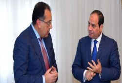 تحولات دراماتيكية في مؤشرات الاقتصاد المصري وتراجع قيمة الجنيه أمام الدولار