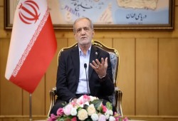 لا عداوة مع المنطقة ولن نستسلم لواشنطن وتل أبيب.. الرئيس الإيراني يعتذر ويطمئن دول الجوار