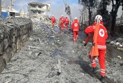 الصليب الأحمر اللبناني يتعرض لقصف الاحتلال الصهيوني