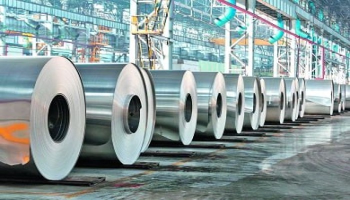 مصر للألومنيوم ترفع الأسعار 4 آلاف جنيه للطن وتطارد التصدير.. حكومة تحمي الأرباح وتترك الصناعة المحلية تحت ضغط الحرب والدولار