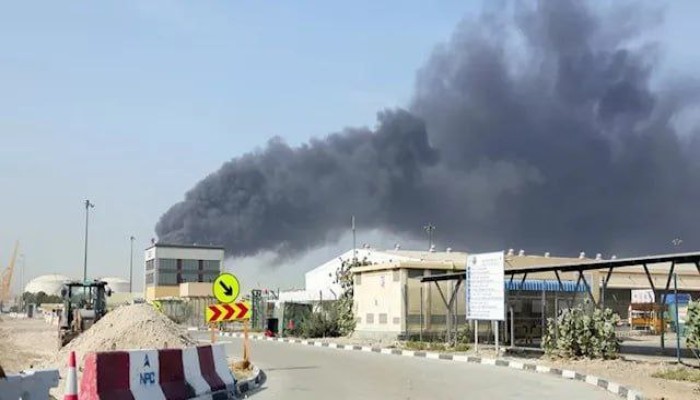 فيديو || الإمارات توقف تصدير النفط من الفجيرة بعد هجوم بمسيّرة