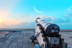 فلكيًا.. الجمعة أول أيام عيد الفطر في معظم الدول العربية