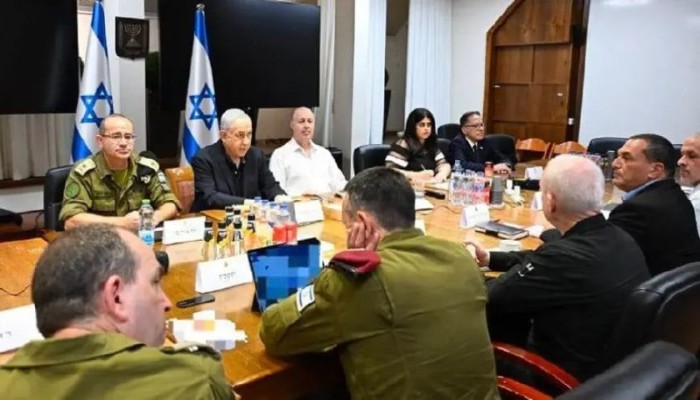 إيران تستهدف عضوًا بارزًا بالمجلس الوزاري الأمني الإسرائيلي داخل الأراضي المحتلة