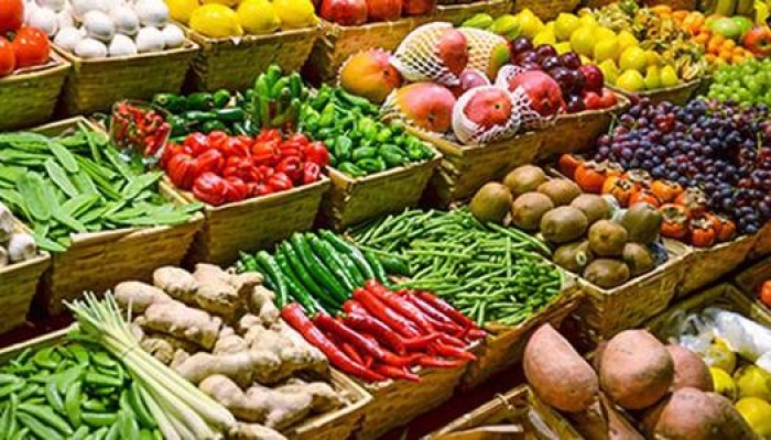 أسوشيتد برس || كثير من المصريين عاجزون عن شراء احتياجاتهم الأساسية بعد ارتفاع الأسعار 