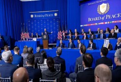 مؤسسة كارنيجي || مجلس السلام وتمويل إعادة إعمار غزة: على حساب من؟