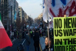 ذا كونفرزيشن || حرب إيران تفتقر إلى الاستراتيجية والأهداف والشرعية والدعم العالمي والأمريكي