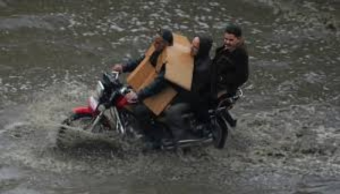 طقس الخميس.. استمرار الأمطار الغزيرة على هذه المناطق من البلاد