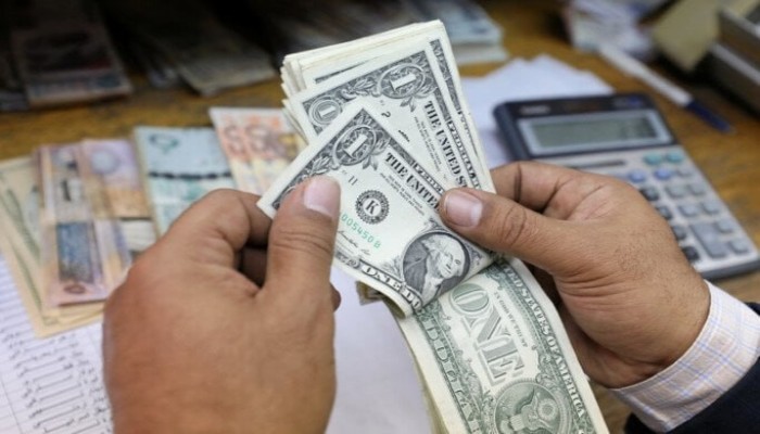 الاستيراد تحت الحصار المصرفي.. البنوك ترفع الكلفة بحجة الدولار وأزمة السيولة