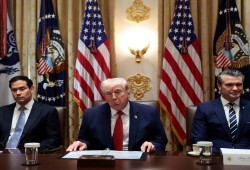 الجارديان|| حرب تعيد واشنطن للخلف: كيف عمّق ترامب مأزق الولايات المتحدة مع إيران