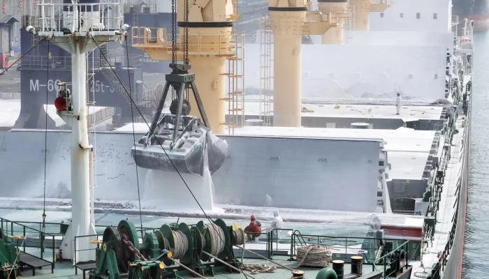 مؤسسة كارنيجي|| ما بعد النفط: إغلاق هرمز يعيد تشكيل سوق الأسمدة ويمنح روسيا الأفضلية