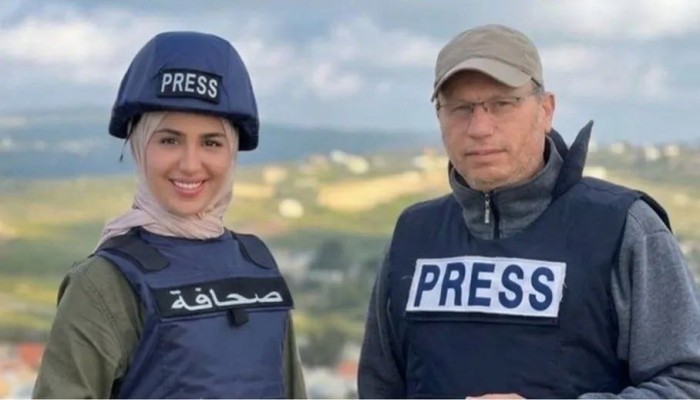 شاهد|| استشهاد صحفيين جراء استهداف سيارة إعلامية بقصف إسرائيلي جنوب لبنان