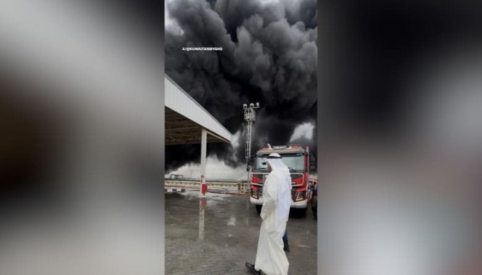 هجمات إيرانية على البحرين والإمارات والكويت تستهدف مصانع ومطارًا دوليًا