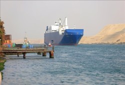 بعد هرمز.. باب المندب تحت تهديد الغلق:  تصعيد إيراني حوثي يوسع أزمة الطاقة والغذاء عالميًا