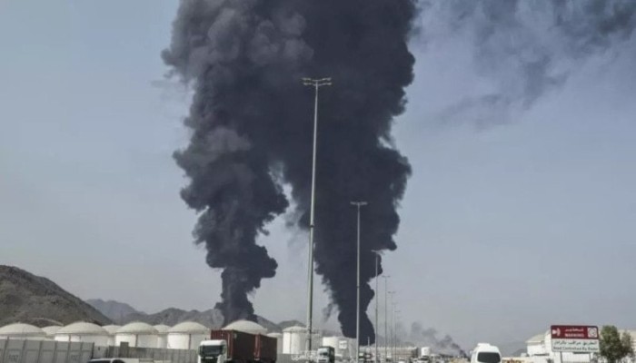 إيران تعلن قصف رادارات العدو ومواقع القوات الأميركية بالإمارات