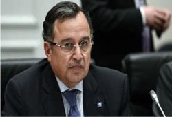 اختيار نبيل فهمي.. إجماع بلا وزن عربي واختيار مصري مأزوم وأمانة عامة أمام مؤسسة عاجزة