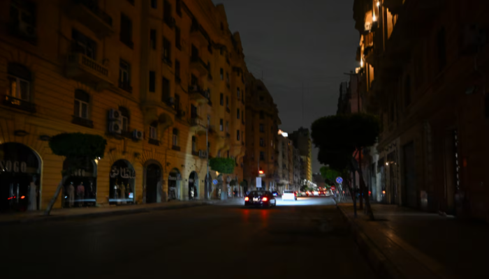 مخاوف من تكرار انتفاضة 1977.. ذا جلوب آند ميل || حياد مصر لم يحمها من أزمة الطاقة التي أشعلتها الحرب على إيران 