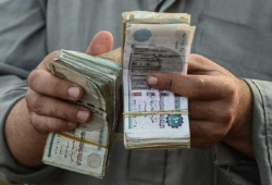 زيادة الحد الأدنى للأجور إلى 8 آلاف جنيه.. حبر على ورق 