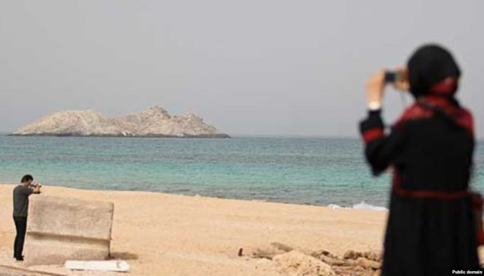 تقارير غربية تكشف طلبا إماراتيا من أمريكا باحتلال جزرها المحتلة إيرانيا لتعويض ترامب كلفة الحرب!!