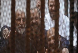 وفاة نبيل جميل تفجّر ملف الأكاديميين في سجون السيسي.. اتهامات بالإهمال الطبي وتدهور أوضاع الاحتجاز