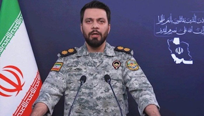 إيران تعلن ضرب منشآت عسكرية إسرائيلية وتهدد واشنطن برد قاسٍ على أي تدخل بري