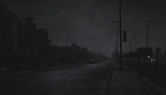 انقطاع الكهرباء والمياه بالقاهرة الجديدة والشروق والعبور بعد سماع صوت إنفجار (شاهد)