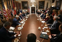 وسط رفض إيراني.. ترامب يمنح طهران يومًا واحدًا لقبول مفاوضاته وشروطه وإلا سيعيدهم إلى العصر الحجري