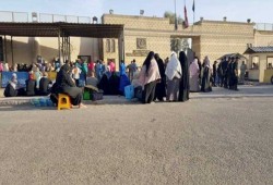 حالة غليان داخل سجن وادي النطرون بعد احتجاز زوجة معتقل خلال الزيارة