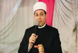 بعد تغزله في جمال مذيعة وتلاسنه مع علاء مبارك.. الأوقاف تحيل مظهر شاهين إلى التحقيق