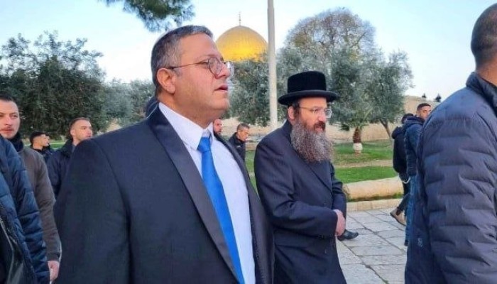 فيديو || بن غفير يقتحم المسجد الأقصى رغم إغلاقه أمام المصلين