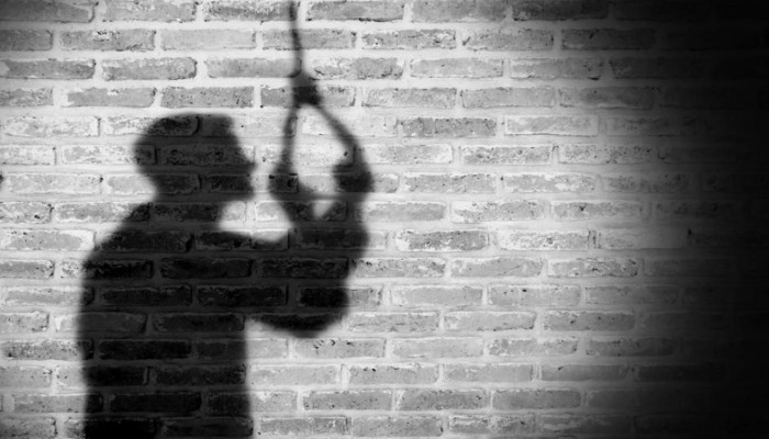 تسجيل الحالة الـ4 في أقل من أسبوع بانتحار طبيب الشرقية يكشف اتساع اليأس في مصر بين الغلاء وتراجع الخدمات وتعمد الحكومة إفقار المواطنين