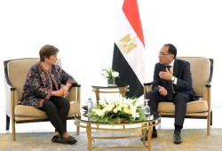 قرض فوق قرض.. خبراء : طلب مصر تمويلًا جديدًا من صندوق النقد إقرار بفشل السيسي بلا خطة إنقاذ