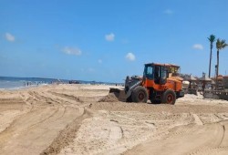 شم النسيم بلا بحر في ظل سيطرة العسكر على الشواطئ بمصر