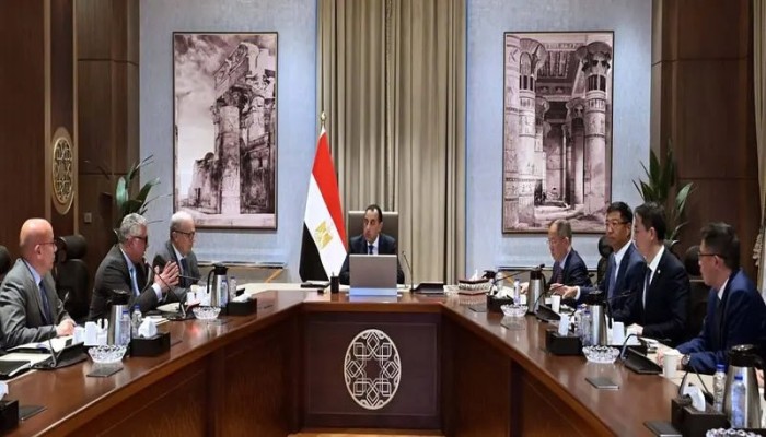 حكومة السيسي تقترض من الصين 2 مليار دولار من أجل صناعة "الألومنيوم" دون تطويرٍ للصناعة