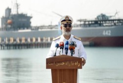 قائد البحرية الإيرانية: حديث ترامب عن حصار هرمز "مضحك"