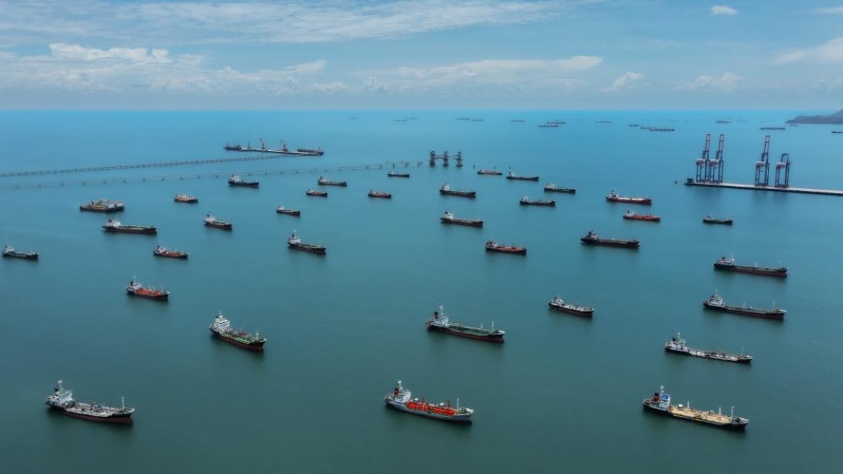 بريطانيا ترفض المشاركة في الحصار الأميركي على مضيق هرمز