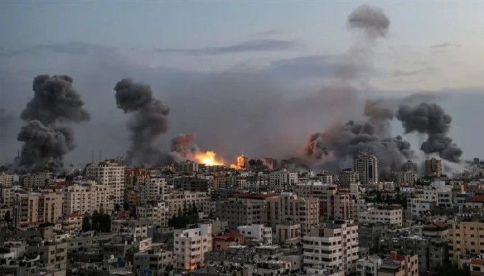 غارات إسرائيلية وقصف مدفعي عنيف يطال بلدات واسعة جنوب لبنان