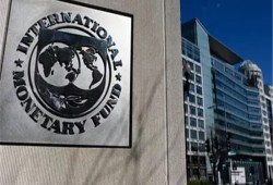 خفض توقعات صندوق النقد لنمو الاقتصاد المصري إلى 4.2% يكشف فجوة الثقة بين الأرقام الرسمية وضغوط الواقع