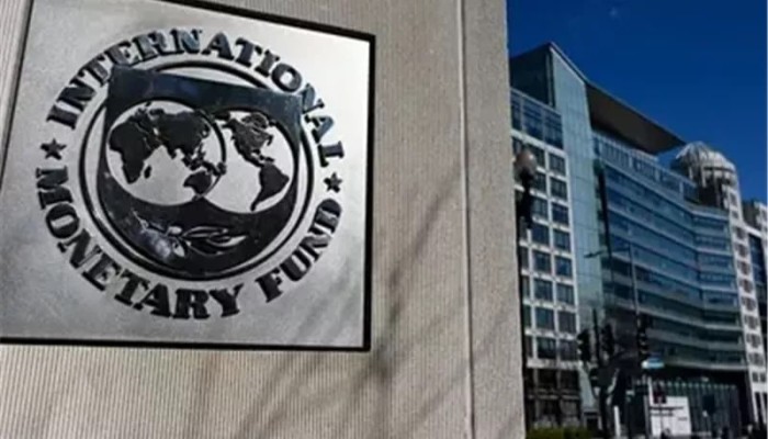 خفض توقعات صندوق النقد لنمو الاقتصاد المصري إلى 4.2% يكشف فجوة الثقة بين الأرقام الرسمية وضغوط الواقع