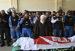 افتتاحية الجارديان عن وقف إطلاق النار في لبنان || ترامب وعد بتهدئة.. والمدنيون بحاجة إلى سلام حقيقي