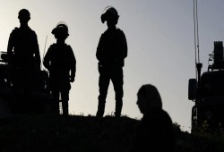 ميدل إيست آي || كل شيء تغيّر مع الإبادة: فلسطينيات وفتيات يواجهن عنفًا شديدًا في السجون الإسرائيلية