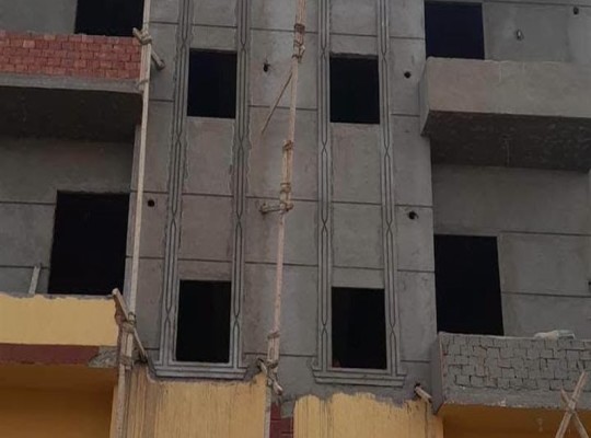 حملات الإزالة واجتماعات الشكاوى.. مدينتان تكشفان أزمة إدارة لا تنتهي