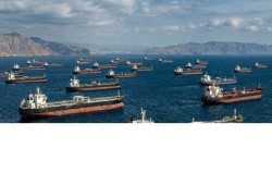 34 ناقلة نفط إيرانية تكسر الحصار الأمريكي منذ 13 إبريل