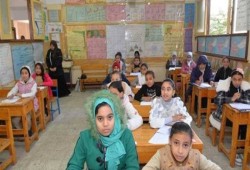 من قرار إجازة عيد العمال إلى ضغط التقييمات على الطلاب... تعديل جدول امتحانات شهر أبريل 2026 يكشف ارتباك التعليم في مصر