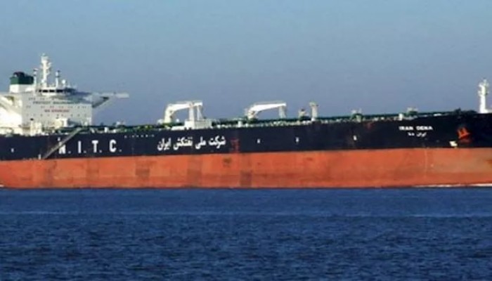 الجيش الأمريكي يحتجز ناقلة نفط على صلة بإيران في المحيط الهندي