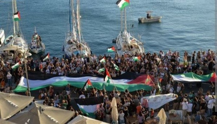 “أسطول الصمود العالمي” ينطلق من إيطاليا في مهمة جديدة لكسر حصار غزة