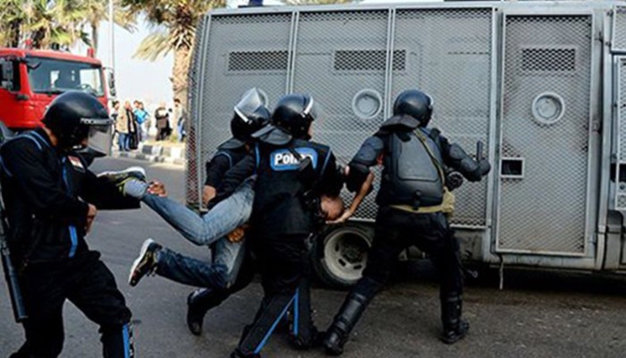 استمرار ملاحقة المعارضين بإجراءات إدارية بعد انتهاء الحبس