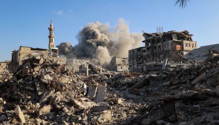 قصف ونسف إسرائيلي يضرب شرق قطاع غزة وسط خروقات متجددة